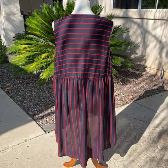 Torrid Lexie Blue & Red Stripe Georgette Tunic Tank High Size 2 - Picture 3 of 15